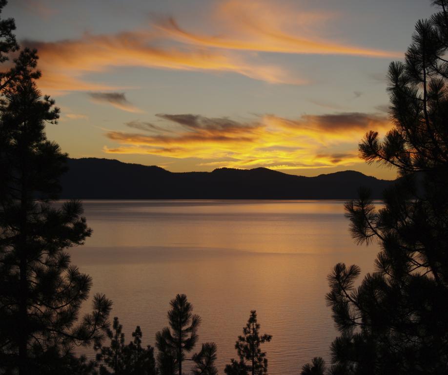 Harrah'S Lake Tahoe Hotel & Casino Стейтлайн Экстерьер фото